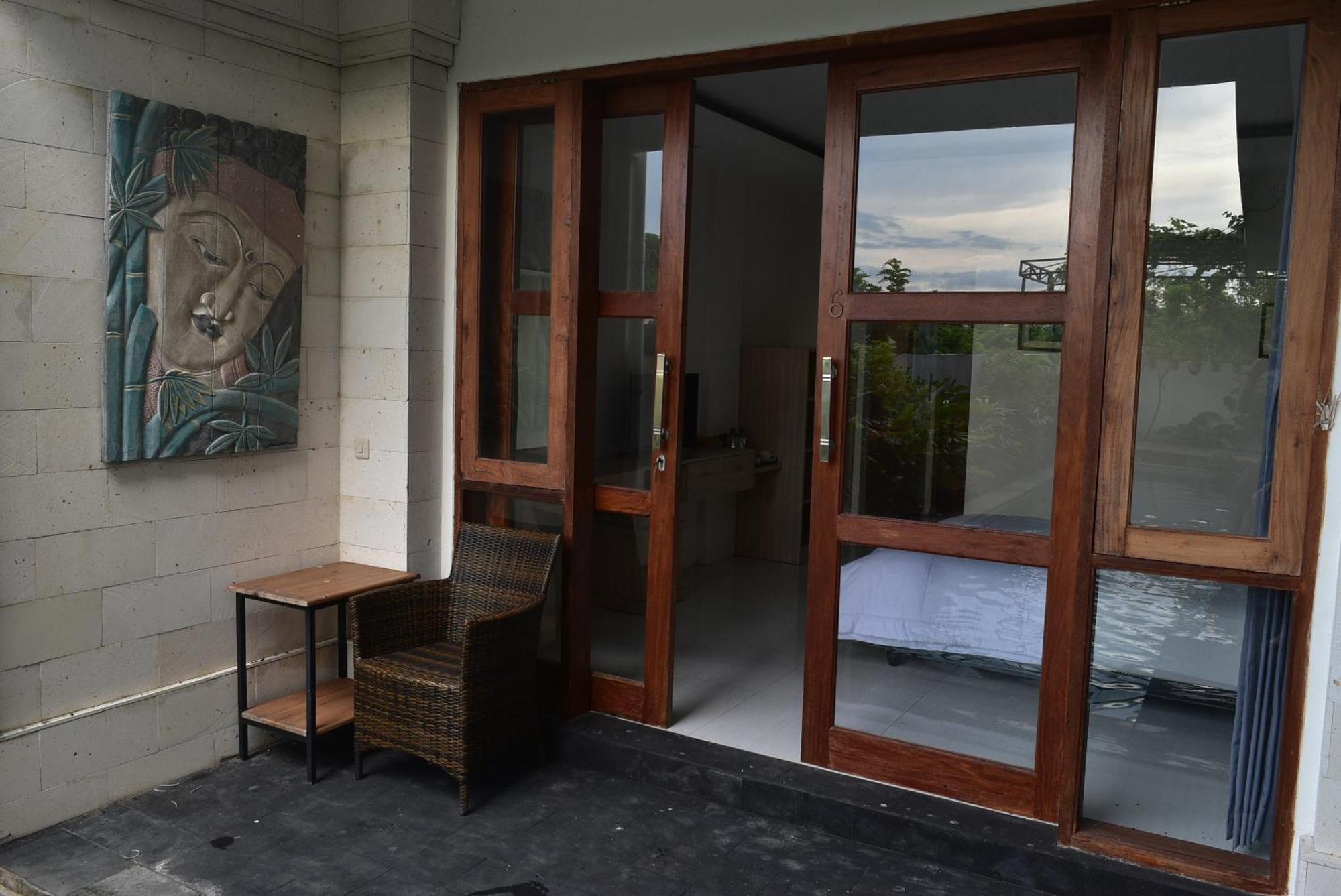 Ketut Joglo Guest House นูซาดูอา ภายนอก รูปภาพ