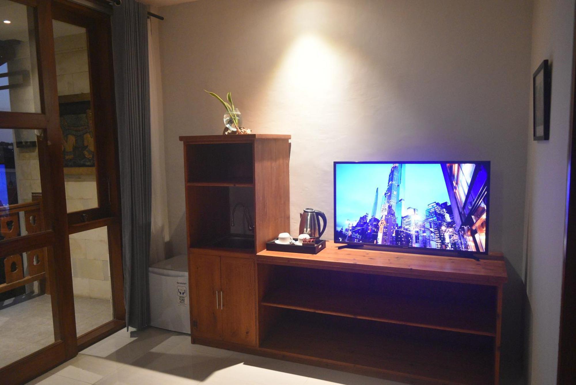 Ketut Joglo Guest House นูซาดูอา ภายนอก รูปภาพ
