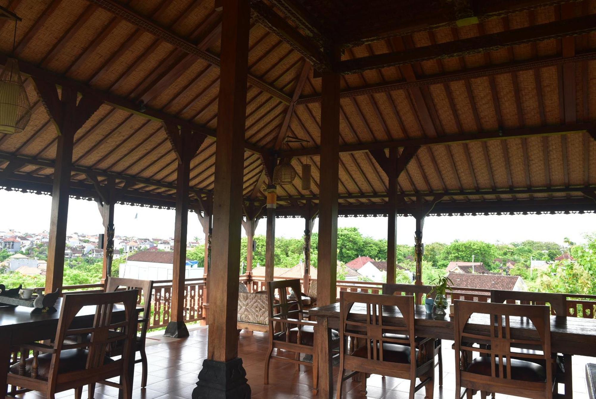 Ketut Joglo Guest House นูซาดูอา ภายนอก รูปภาพ