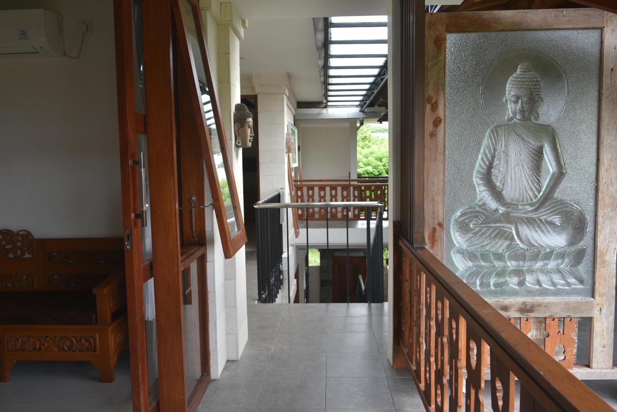 Ketut Joglo Guest House นูซาดูอา ภายนอก รูปภาพ