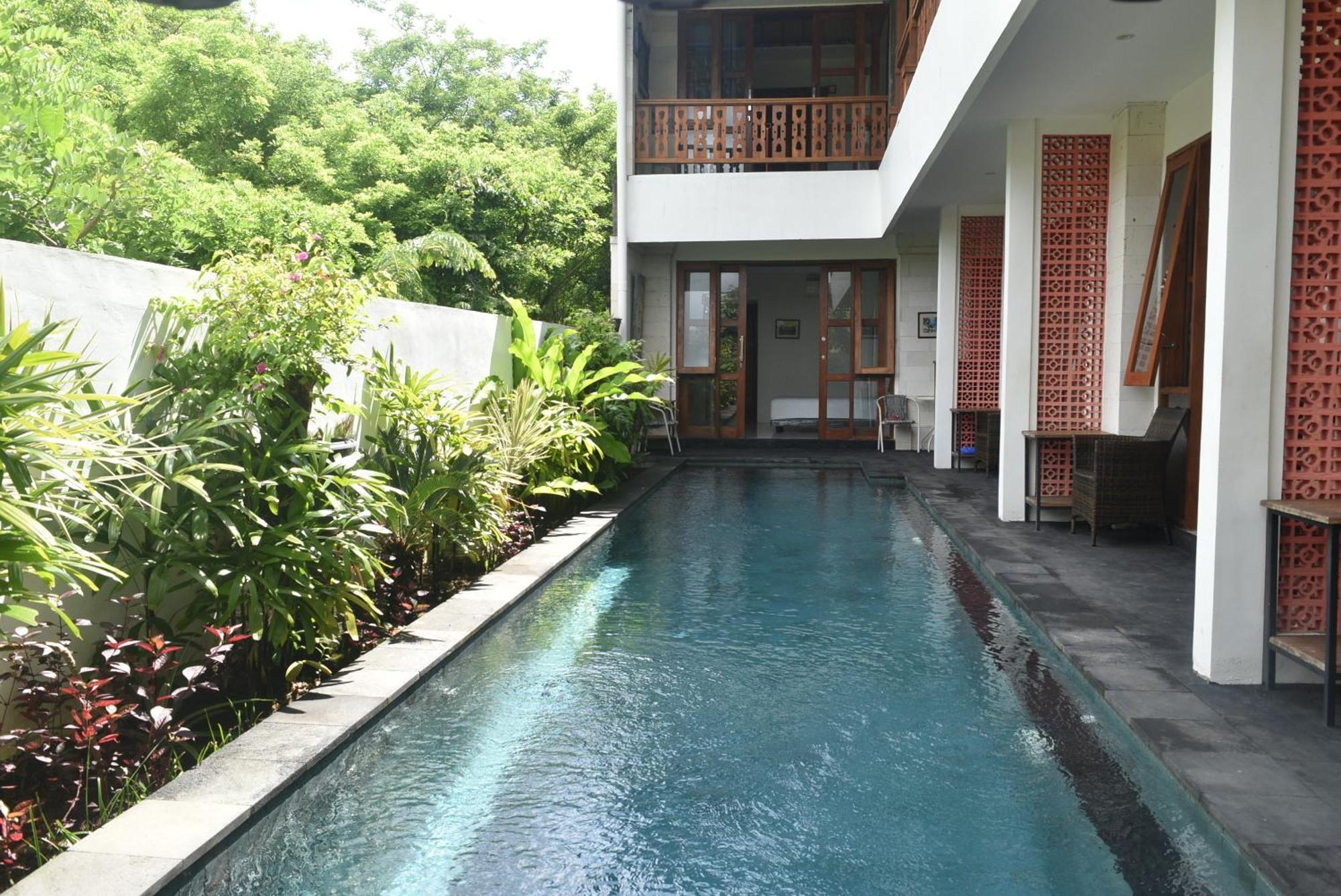 Ketut Joglo Guest House นูซาดูอา ภายนอก รูปภาพ